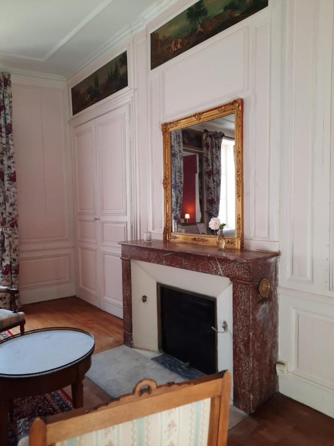 Maison Zola Bed & Breakfast Saint-Amand-Montrond Exterior photo