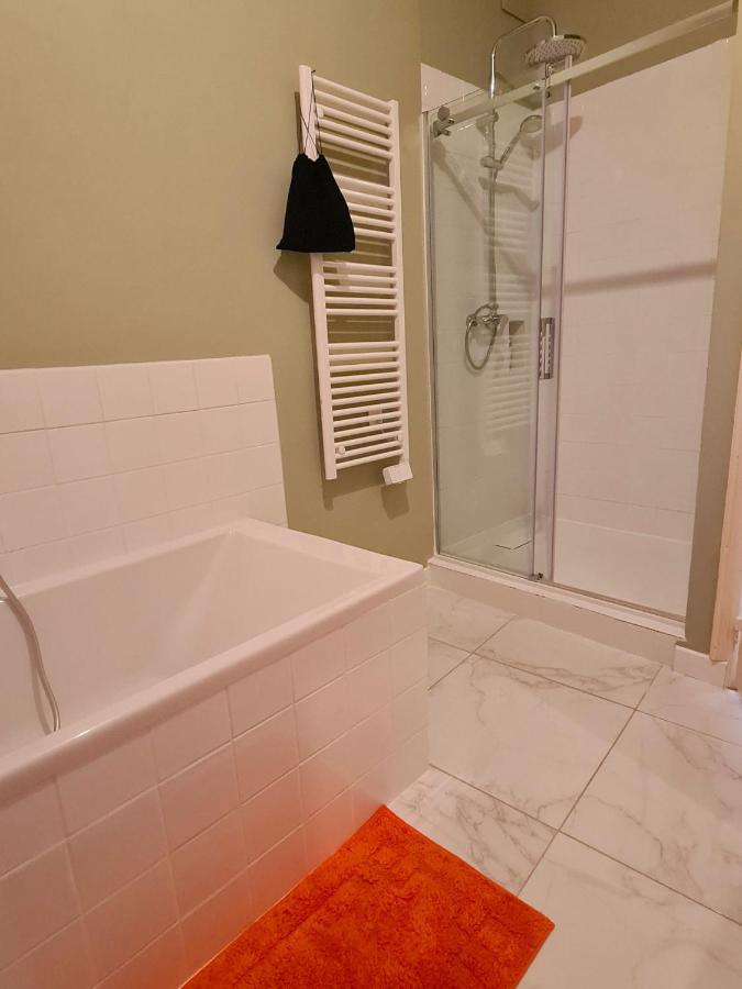 Maison Zola Bed & Breakfast Saint-Amand-Montrond Exterior photo